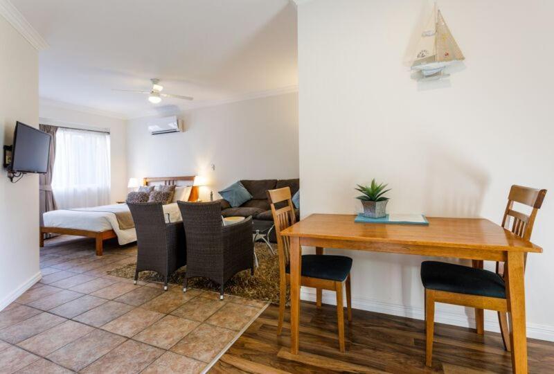 Inn The Tuarts Guest Lodge Busselton Accommodation - Adults Only Экстерьер фото
