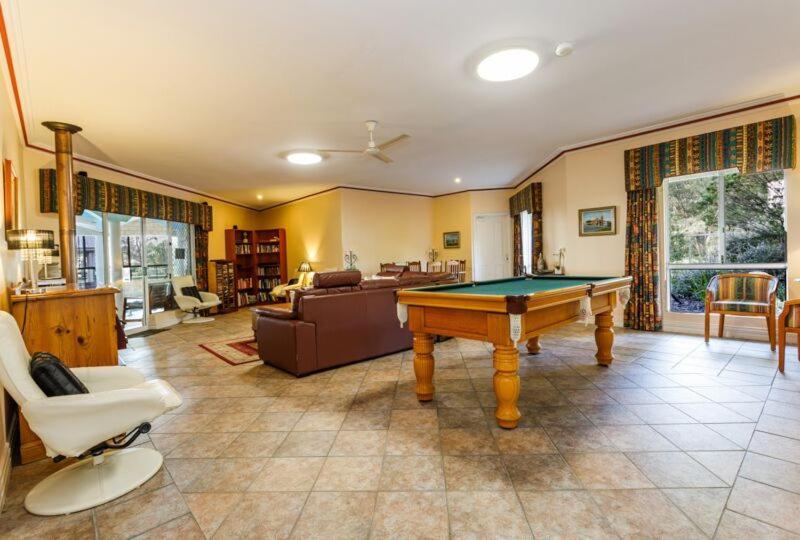 Inn The Tuarts Guest Lodge Busselton Accommodation - Adults Only Экстерьер фото
