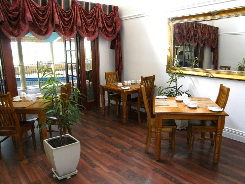 Inn The Tuarts Guest Lodge Busselton Accommodation - Adults Only Экстерьер фото